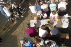 UsNu2_19HFEST_Samstag-Sitzgruppen_snkrecht_v.oben_vorTreffuntenJS_1.6.19